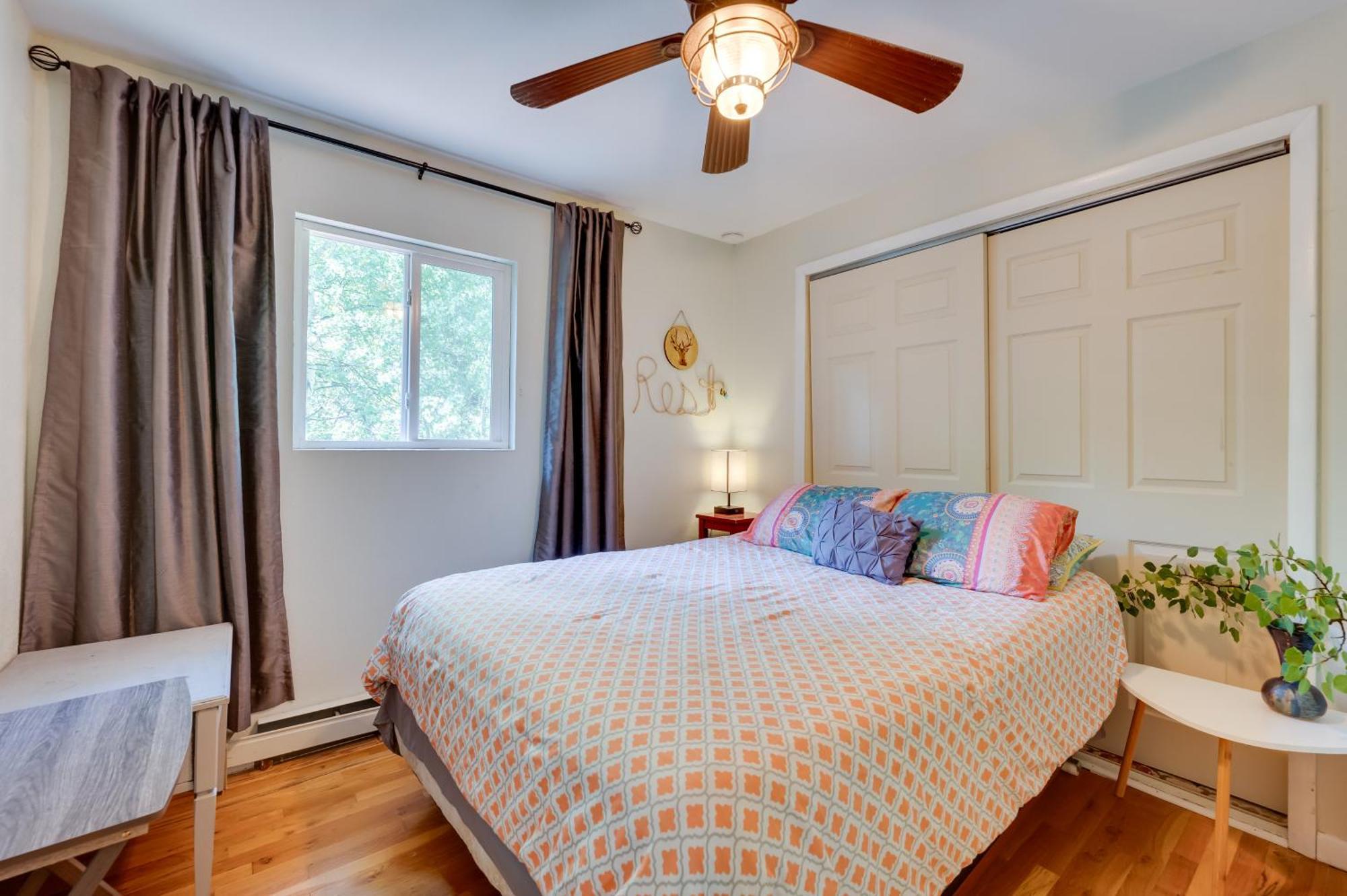 Stunning Golden Home With Deck About 35 Mi To Denver! Ngoại thất bức ảnh
